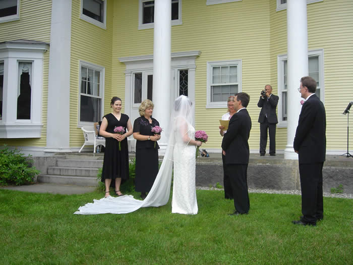 Intimate destination wedding at the Governor's House in Hyde Park